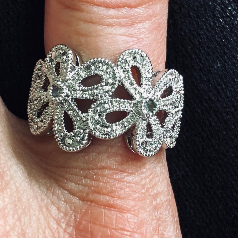 Lia Sophia sparkle flower ring